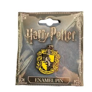 Harry Potter Hufflepuff Crest Enamel Pin NWT